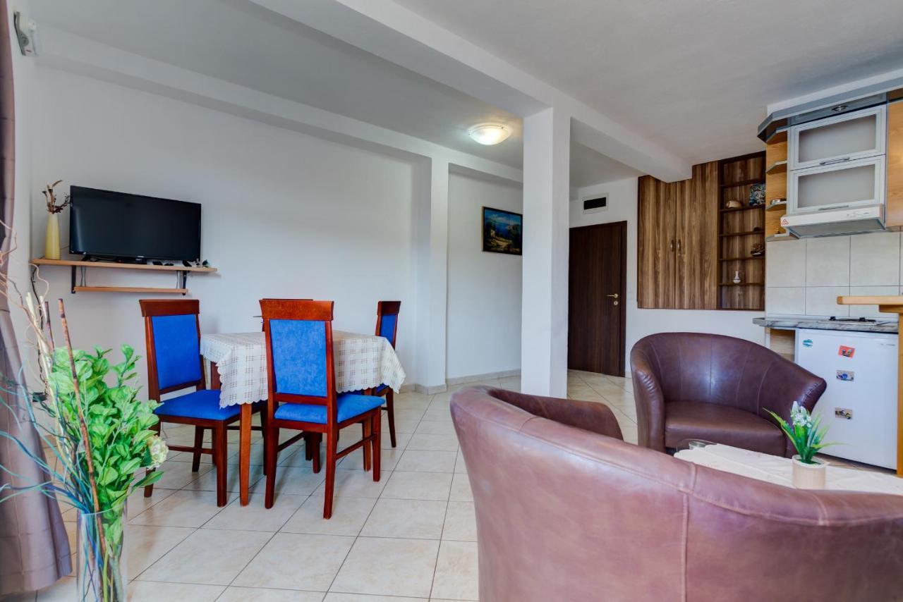 Apartments Vesna Tivat Dış mekan fotoğraf
