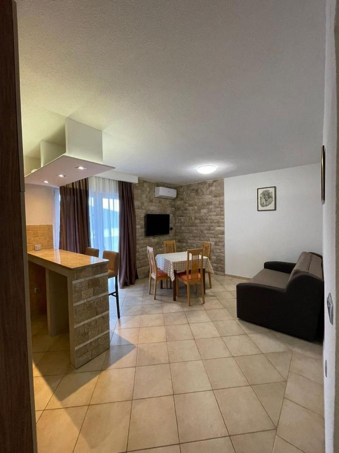 Apartments Vesna Tivat Dış mekan fotoğraf